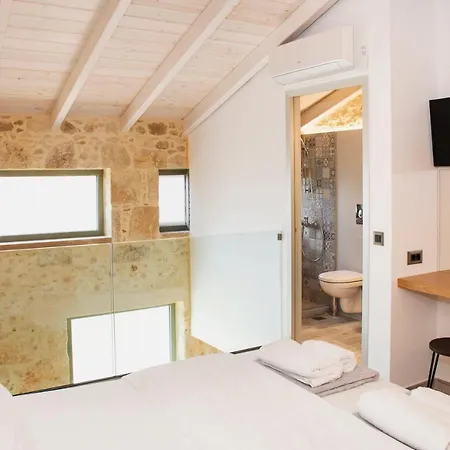 Casa Piedra *